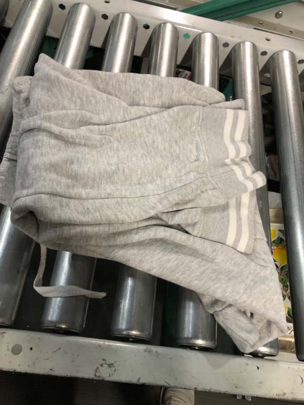 Photo 4 of ***STOCK PHOTO FOR REFERENCE ONLY*** champion lobos large sweatpants grey