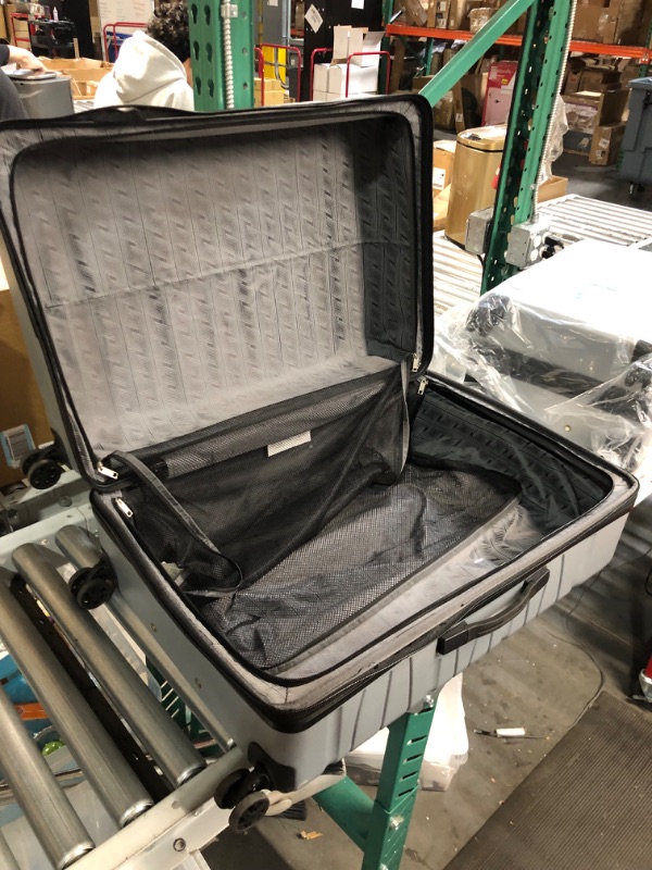 Photo 3 of Samsonite Evolve SE Hardside Expandable Luggage with Double Wheels, Arctic Silver, Medium Spinner 24"