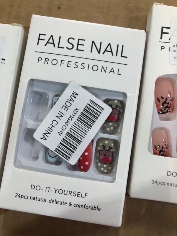 Photo 5 of * NON REFUNDABLE ** False Finger Nails Bundle