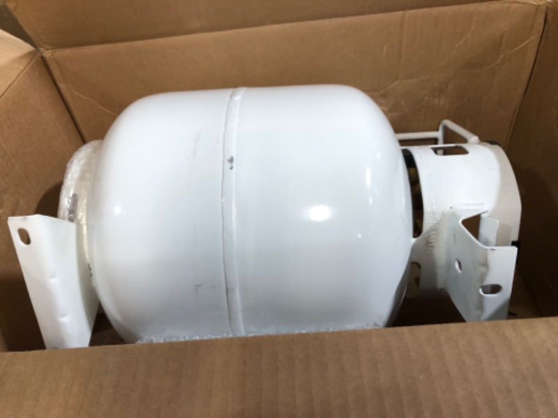 Photo 1 of *used*
Flame King YSN201HZL 20-LB Steel Horizontal Propane Tank Cylinder for Fire Pits and Tables, (notes)