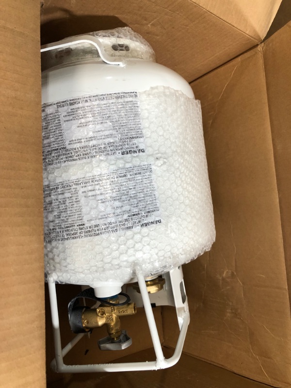 Photo 1 of *used*
Flame King YSN201HZL 20-LB Steel Horizontal Propane Tank Cylinder for Fire Pits and Tables, (notes)