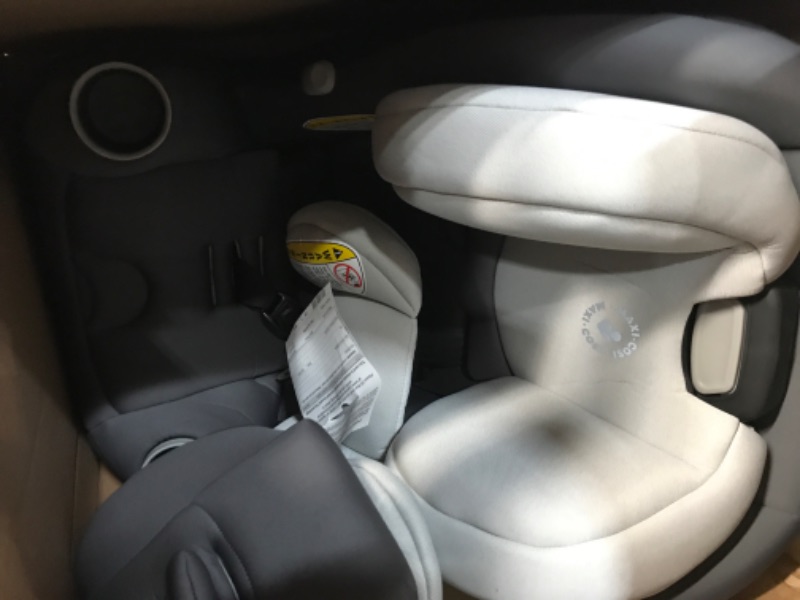 Photo 2 of *used*
Maxi-Cosi Pria All-in-One Convertible Car Seat, rear-facing, from 4-40 pounds; forward-facing to 65 pounds; and up to 100 pounds in booster mode