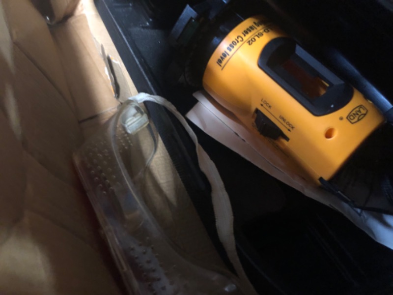 Photo 1 of LAND Laser Level Kit Class Laser ?,Self-Leveling laser Cross Level,Horizontal and Vertical Points Rotatable 360 Degree Suitable 