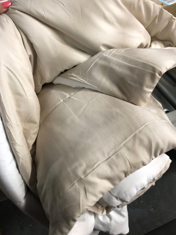 Photo 3 of **Stock photo for reference** Comforter, White/Beige reversible, unknown size