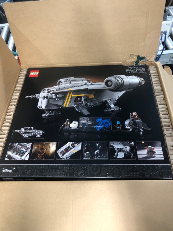 Photo 3 of (READ NOTES/SEE PHOTOS) LEGO Star Wars The Razor Crest 75331 Building Set for Adults (6,186 Pieces)