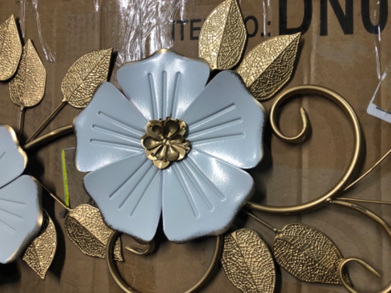 Photo 2 of **Stock photo for reference - see pics** Metal flower wall decor