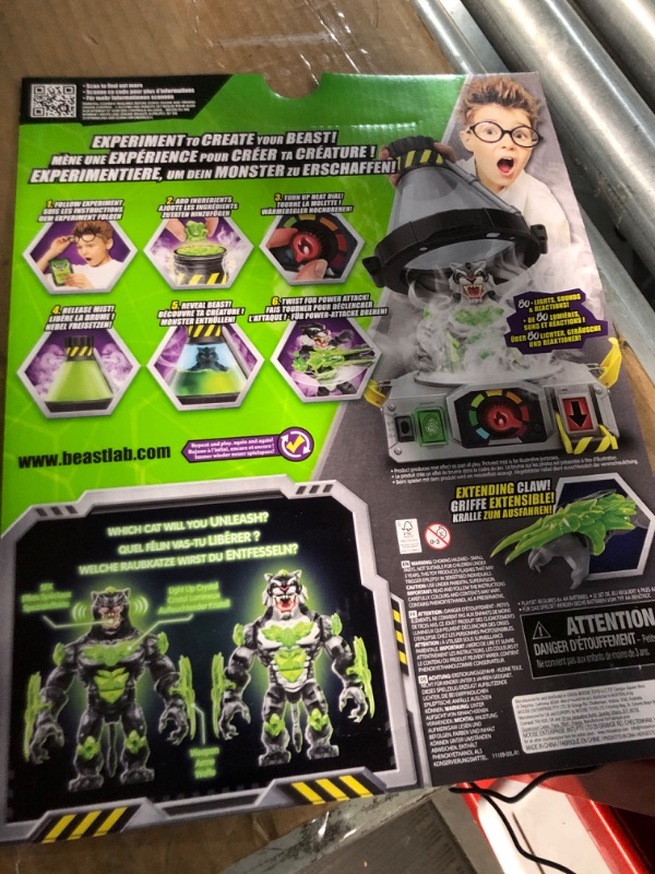 Photo 1 of Beast Lab - Stealth Strike Big Cat Beast Creator