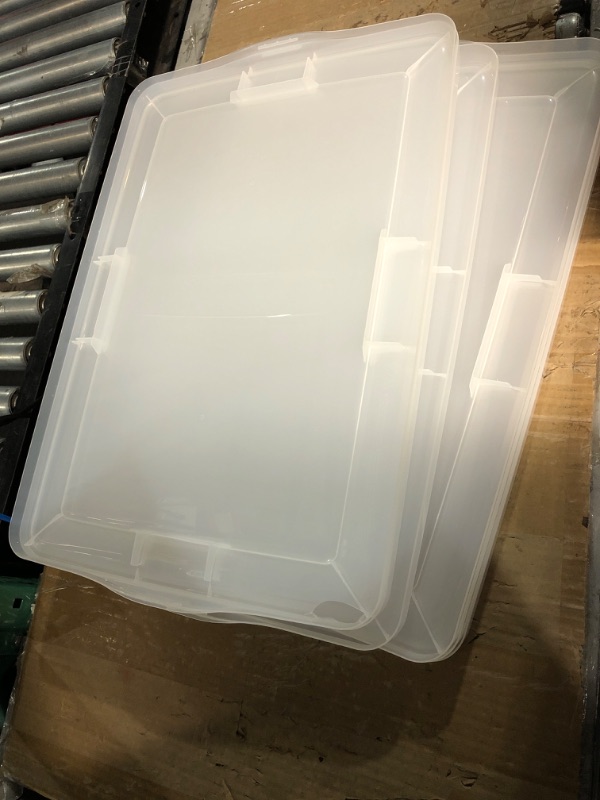 Photo 5 of (Minor Damage/See Notes) IRIS USA 28 Qt. Plastic Storage Container Bin with L Lid,  28 Qt. - 6 Pack, Clear