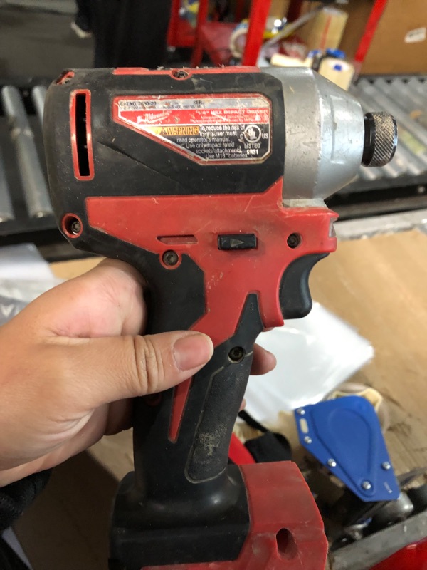 Photo 3 of Milwaukee 2691-22 18-Volt Compact Drill and Impact Driver Combo Kit