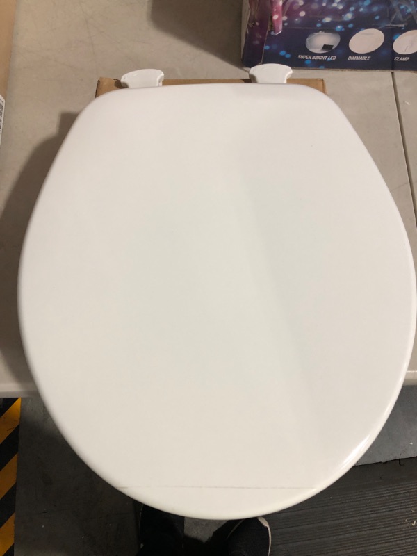 Photo 2 of **PARTS ONLY** *SEE NOTES* Toilet Seat with Easy Clean & Change Hinge, ROUND -White