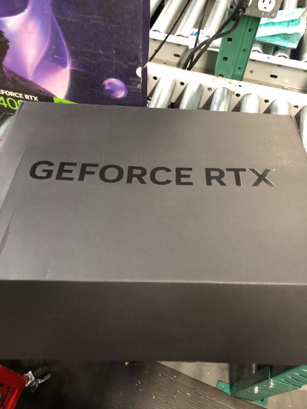 Photo 3 of GALAX GeForce RTX™ 4090 Hydro, Xtreme Tuner App Control, 360mm AIO Liquid Cooler/24GB, GDDR6X, 384-bit, DP*3/HDMI 2.1/DLSS 3/Gaming Graphics Card