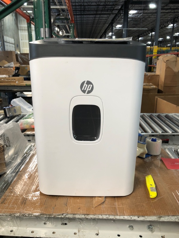 Photo 2 of HP 91003D AF1512 150-Sheet Microcut Heavy-Duty Auto-Feed Shredder