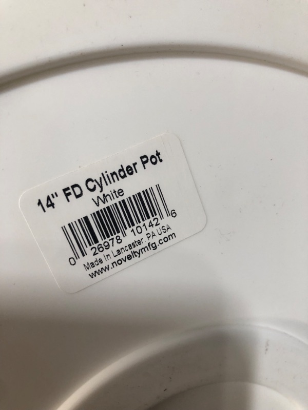 Photo 1 of * used * not in packaging *
 Cylinder Pot, Glossy White, 14-Inch (10142)