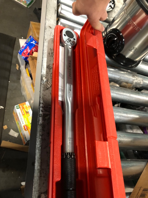 Photo 2 of *USED* TEKTON 1/2 Inch Drive Micrometer Torque Wrench (10-150 ft.-lb.) 24335 1/2 Inch Drive (10-150 ft.-lb.) Wrench