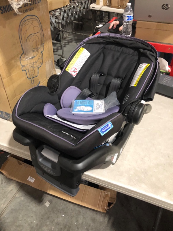 Photo 2 of ***USED - DIRTY - SEE PICTURES***
Graco SnugRide 35 Lite LX Infant Car Seat - Hailey