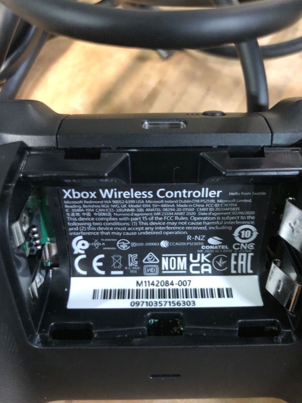 Photo 6 of ***READ NOTES***
Xbox Series X Console (Renewed/Refurbished)