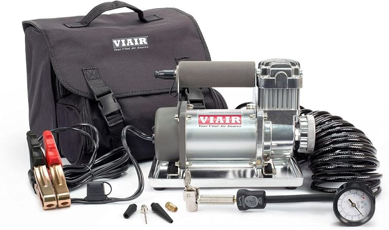 Photo 1 of *PARTS* VIAIR 300P Portable 12V 33 Percent Duty 150 PSI Compressor Kit for 33" Tires