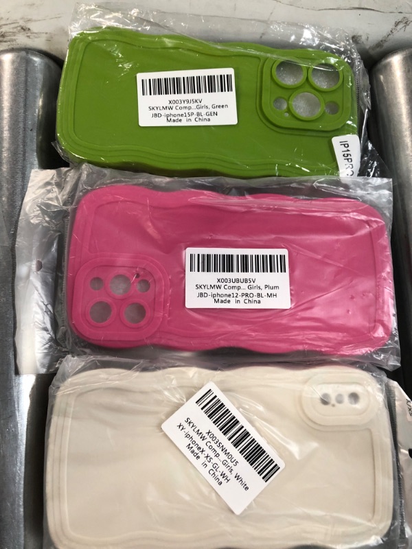 Photo 1 of **SEE PICS** IPHONE X,12,15 MISC BUNDLE