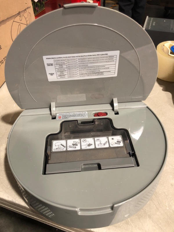 Photo 3 of * wont hold a charge * sold for parts/repair * 
Vactidy Robot Vacuum with 2000Pa Suction Power, 2.4GHz WiFi/App/Alexa/Siri Control, Self-Charging Robotic Vacuum Cleaner 