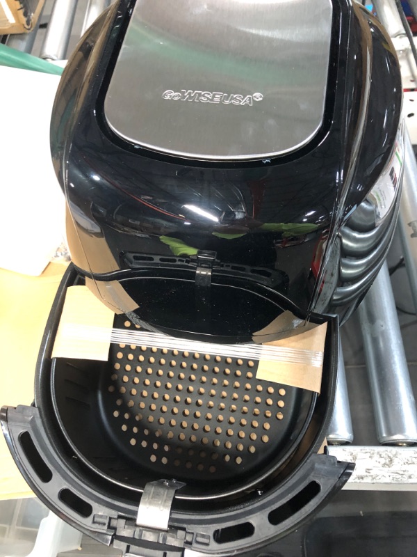 Photo 1 of **TURNS ON(UNABLE TO FULLY TEST)** GoWISE USA 1700-Watt 5.8-QT 8-in-1 Digital Air Fryer with Recipe Book, Black