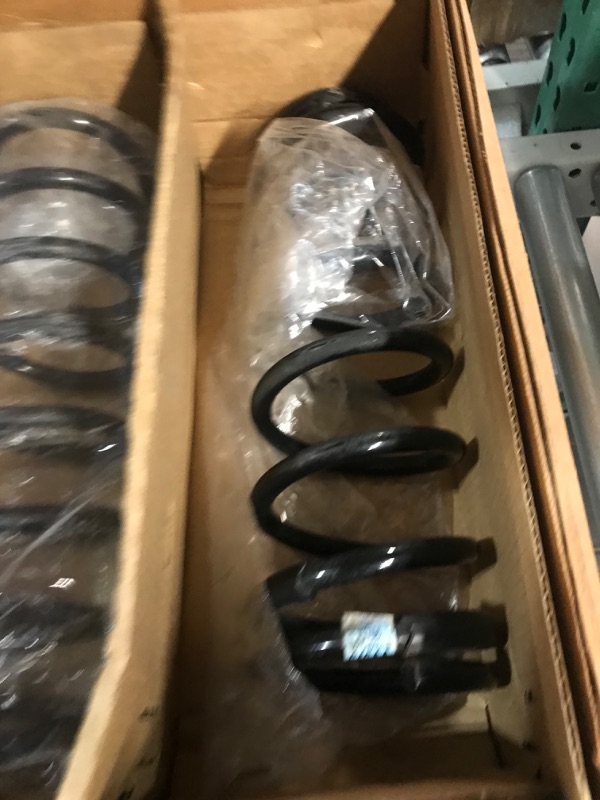 Photo 4 of MOOG 81115 Coil Spring Set