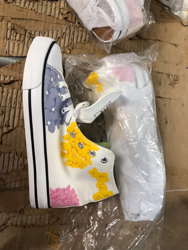 Photo 2 of canvas shoes size 8 with yellow and pink flower
