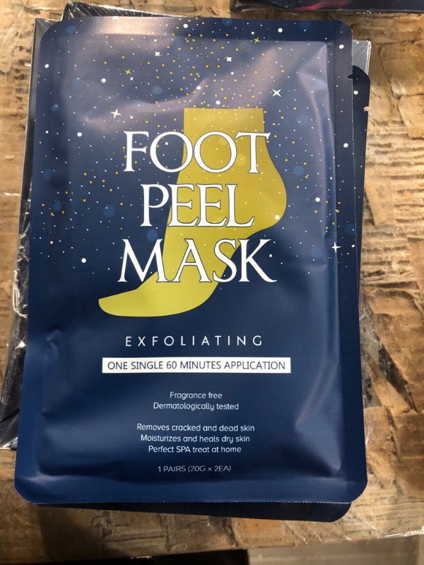 Photo 2 of ALICEVA FOOT PEEL MASK 60MIN