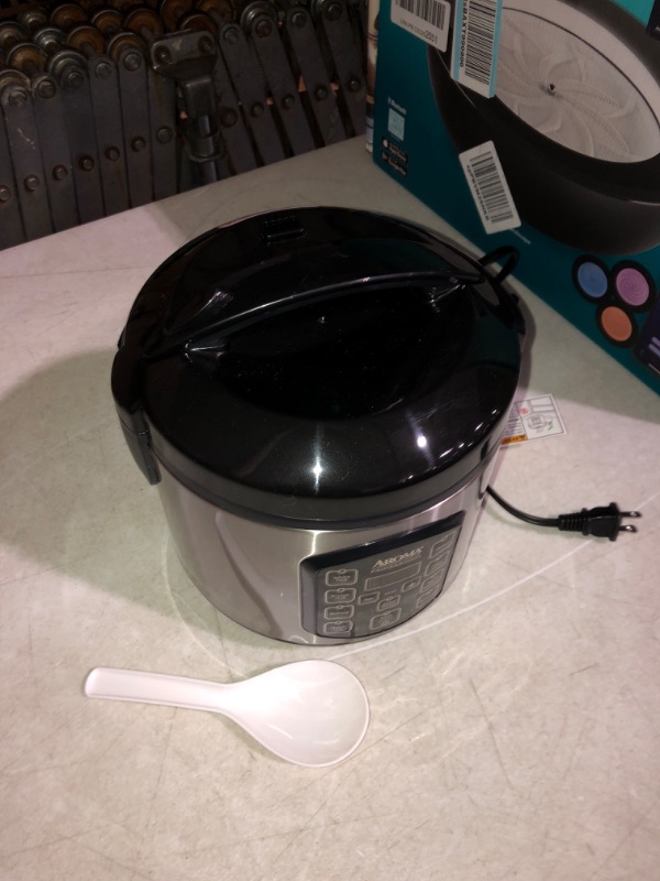 Photo 7 of ***FOR PARTS ONLY****READ NOTES
Aroma Housewares ARC-954SBD Rice Cooker, 4-Cup Uncooked 2.5 Quart, Professional Version