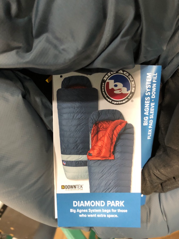 Photo 2 of * used item * 
Big Agnes Diamond Park  Sleeping Bag