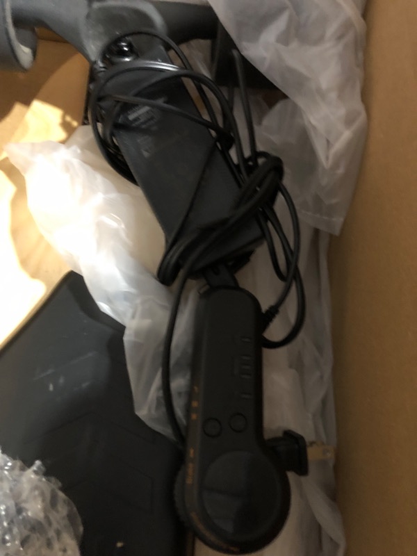 Photo 1 of *PARTS ONLY DOES NOT FUNCTION*
Caroma Electric Skateboard, 350W Electric Skateboard with Wireless Remote Control 