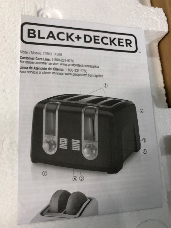 Photo 5 of BLACK+DECKER T4569B 4-Slice Toaster, Bagel Toaster, Black