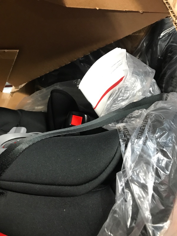 Photo 4 of Britax Boulevard ClickTight Convertible Car Seat