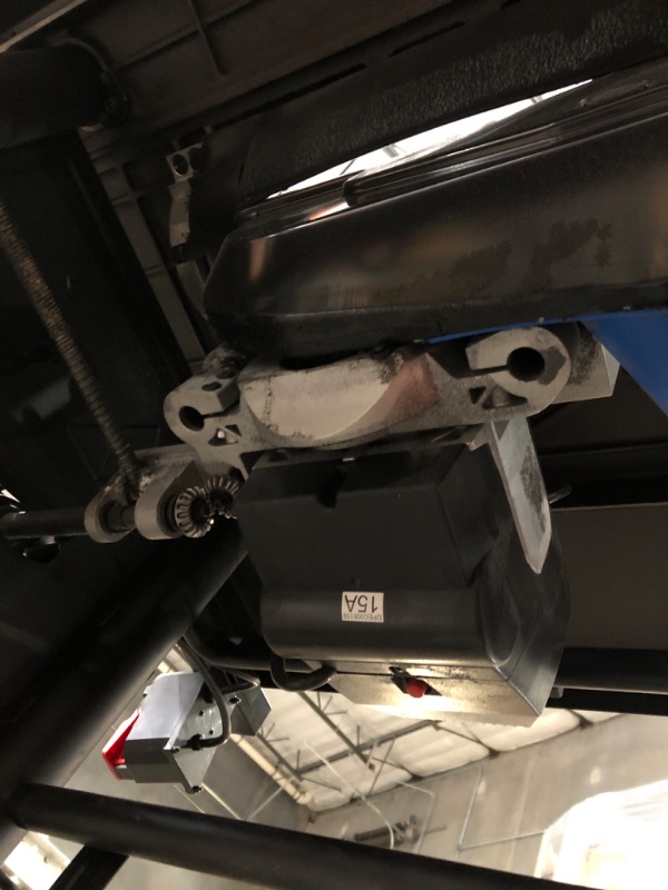 Photo 1 of **SEE NOTES/NON-REFUNDABLE FOR PARTS**
Delta 36-5000T2 Contractor Table Saw with 30" Rip Capacity and Steel Extension Wings