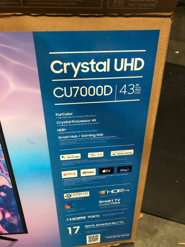 Photo 3 of SAMSUNG 43" CU7000 Crystal UHD 4K Smart TV UN43CU7000D