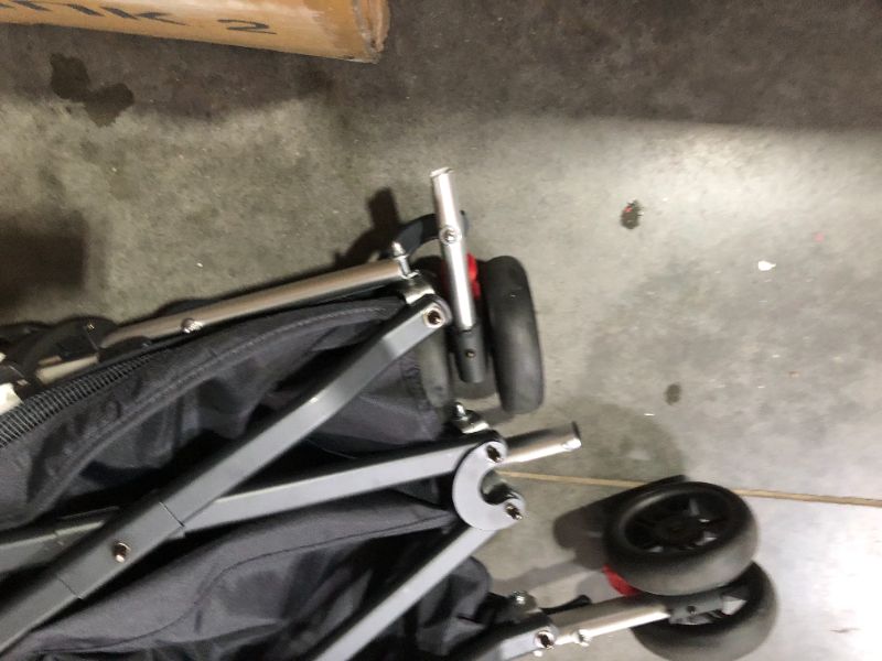 Photo 5 of ***BROKEN WHEEL - SEE PICTURES***
G-Link 2 Stroller - Jordan (Charcoal Melange/Silver) charcoal melange JORDAN