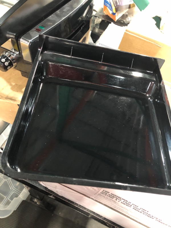 Photo 1 of **USED**
Hamilton Beach Searing Grill with Lid Viewing Window