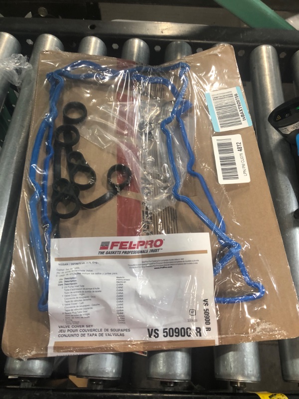 Photo 2 of FEL-PRO VS 50900 R Valve Cover Gasket Set