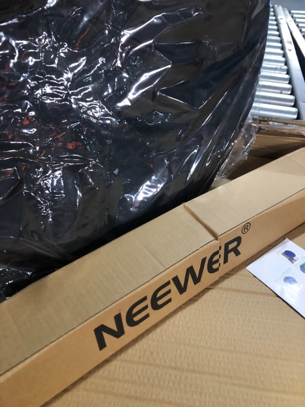 Photo 3 of NEEWER 59"x79"/150x200cm Light Reflectors for Photography, Portable 5 in 1 Collapsible Multi Disc with Bag - Translucent, Silver, Gold, Black, White Diffuser for Studio and Outdoor Lighting 150cm x 200 cm