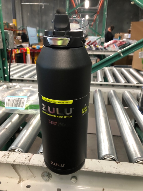 Photo 4 of ***LID IS BROKEN - SEE PICTURES***
ZULU Swift Stainless Steel Vacuum Insulated Water Bottle with 40oz (Black) 