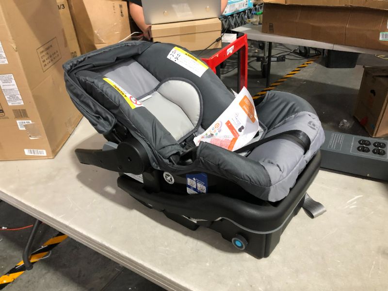 Photo 2 of Baby Trend 35 Infant Car Seat Grey