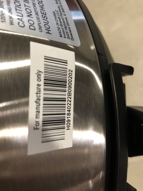 Photo 8 of ***DENTED - SEE PICTURES - POWERS ON***
Instant Pot Duo 7-in-1 Electric Pressure Cooker, 