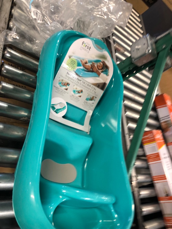 Photo 2 of **SEE NOTES**
The First Years Sure Comfort Deluxe Newborn to Toddler Tub, Teal Aqua