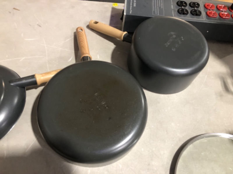 Photo 8 of ***SCRATCHED - USED AND DIRTY - SEE PICTURES***
GreenPan Hudson Healthy Ceramic Nonstick, 4 Piece Cookware Pots and Pans Set