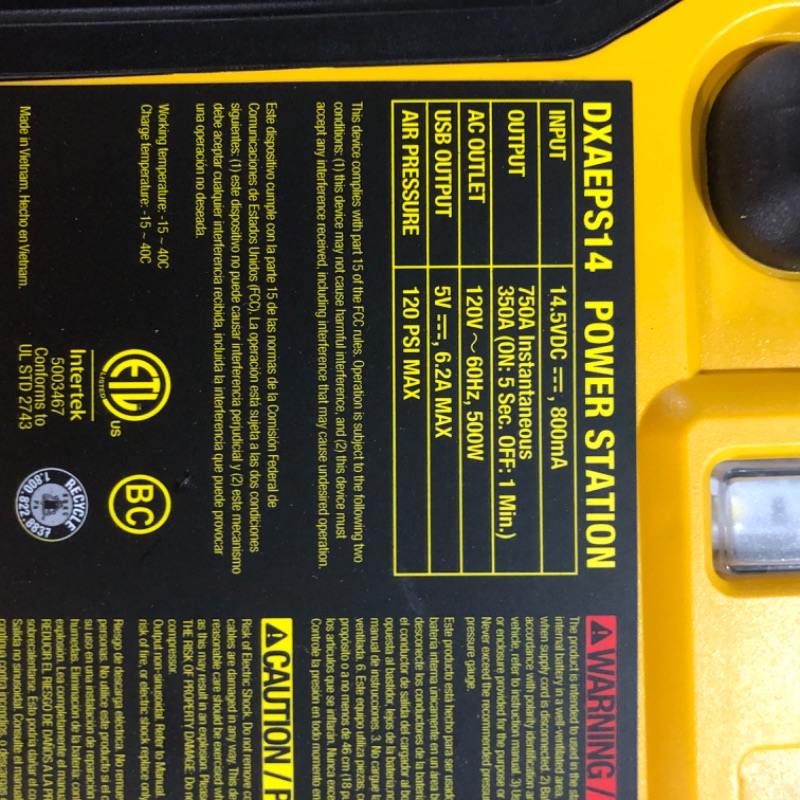 Photo 4 of DEWALT DXAEPS14 1600 Peak Battery Amp 12V Automotive Jump Starter/Power Station with 