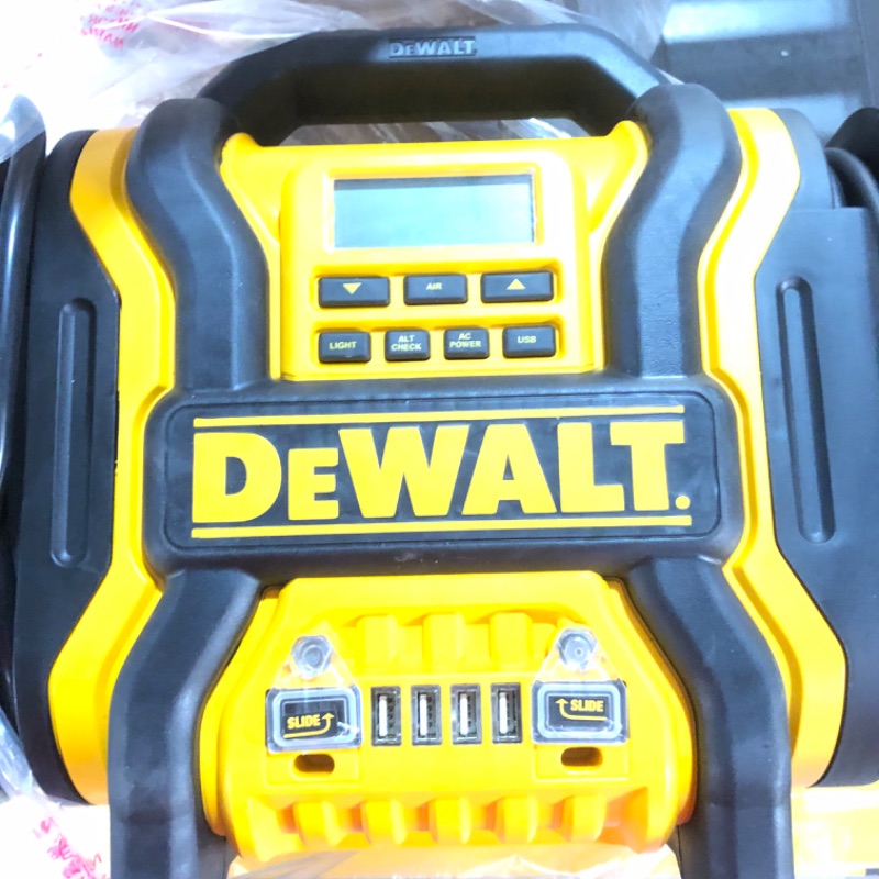 Photo 5 of DEWALT DXAEPS14 1600 Peak Battery Amp 12V Automotive Jump Starter/Power Station with 