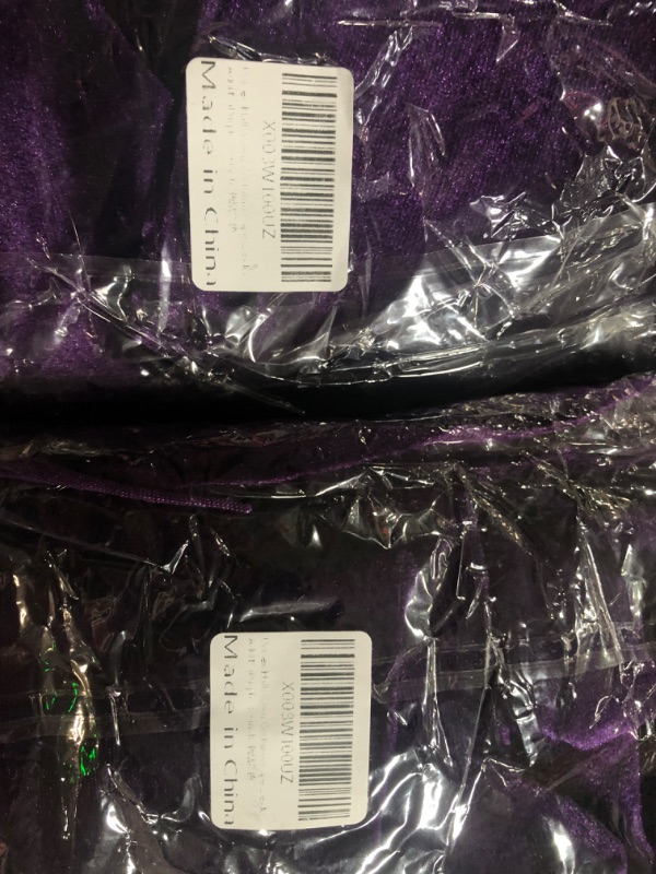 Photo 4 of (2x) SZCXTOP Unisex Adults Halloween Costume Cape,Velvet Hooded Vampire Cloak for Women & Men,Fancy Dress Party Cosplay Robe 59 inch Purple