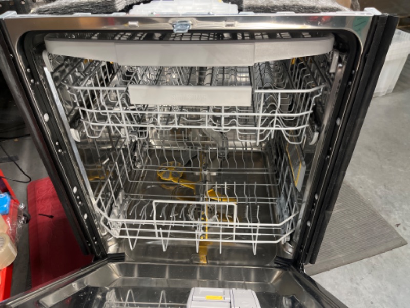 Photo 11 of UNABLE TOO TEST*Bespoke Smart 42dBA Dishwasher with StormWash+™ and Smart Dry in White Glass