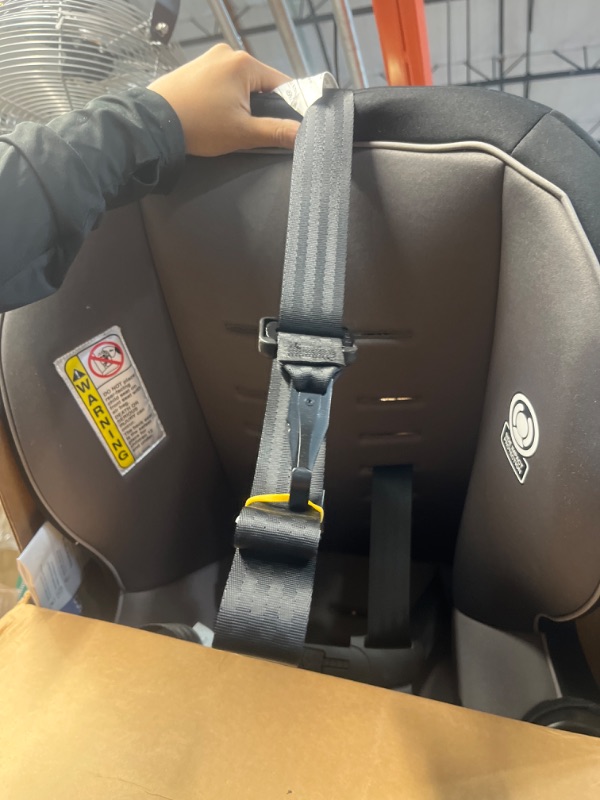 Photo 3 of Cosco Onlook 2-in-1 Convertible Car Seat, Rear-Facing 5-40 pounds and Forward-Facing 22-40 pounds and up to 43 inches, Black Arrows