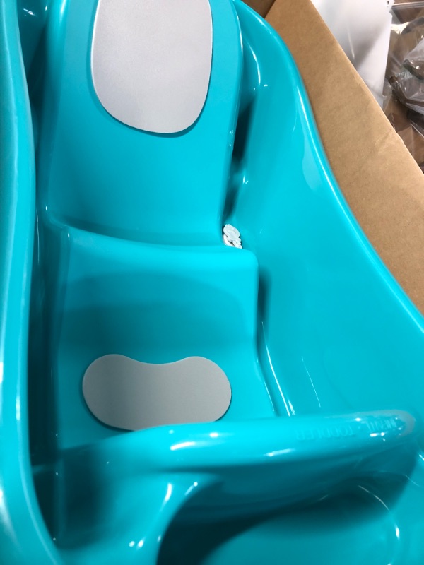 Photo 5 of  Comfort Deluxe Newborn to Toddler Tub, Teal Aqua