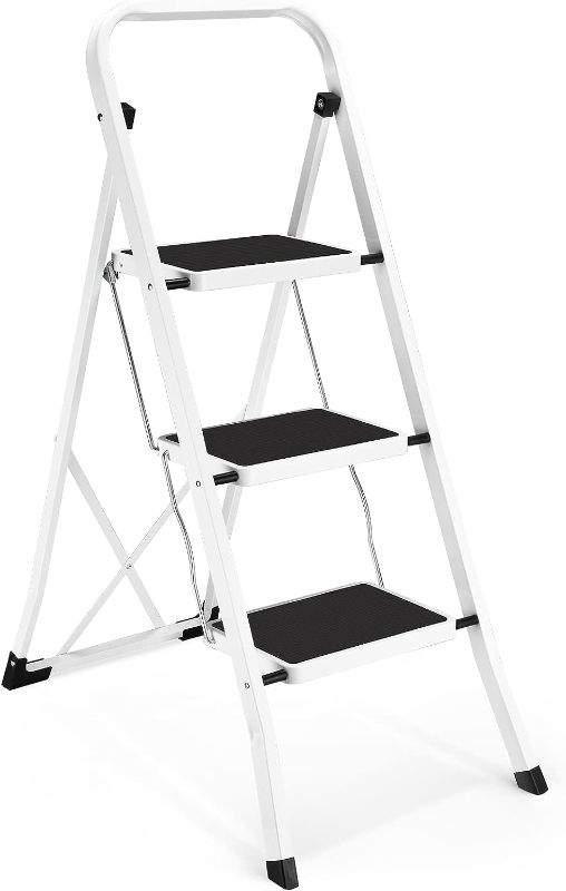 Photo 1 of  3 Step Ladder, 